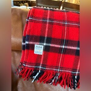 Faribo Red black and white tartan plaid throw blanket